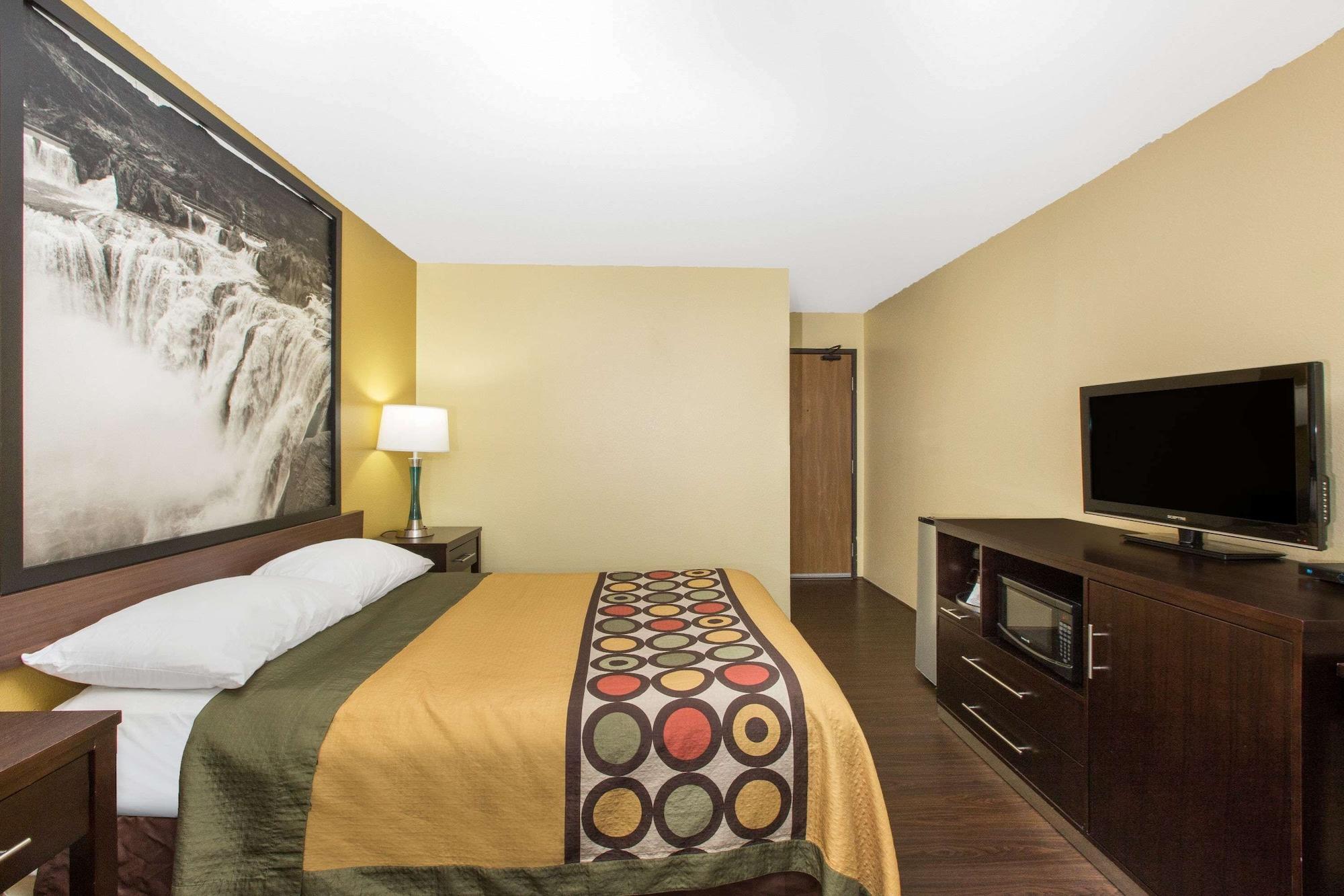Super 8 By Wyndham Nampa