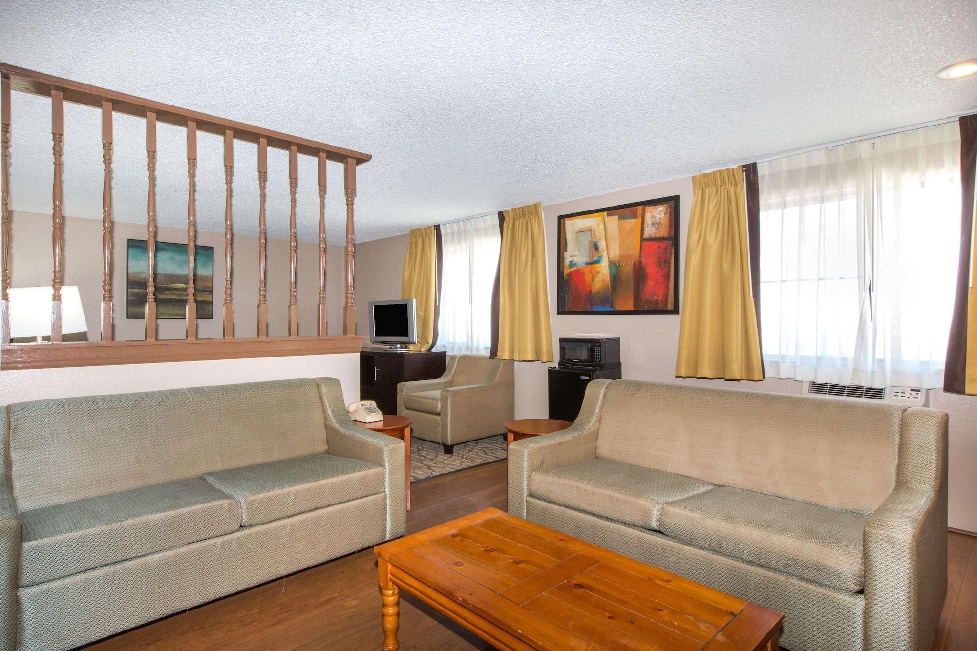 Hotel Super 8 By Wyndham