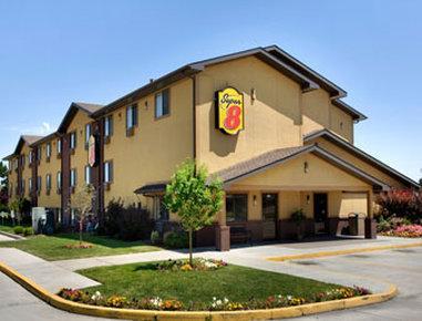 Super 8 By Wyndham 2*