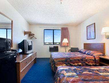 Hotel Super 8 By Wyndham Nampa