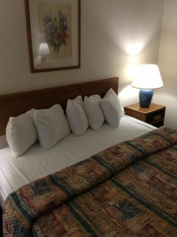 Super 8 By Wyndham 2* Nampa
