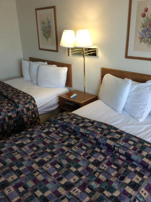 Super 8 By Wyndham